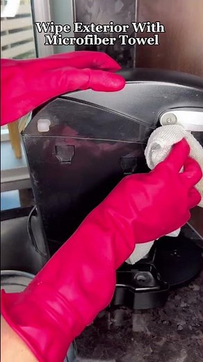 How To Clean a K-Cup Coffee Machine (Keurig cleaning) #cleaning
