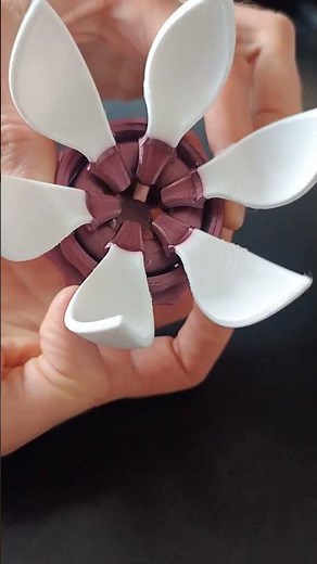 3D Printed Blooming Flower - Mesmerizing Mechanical Petals
