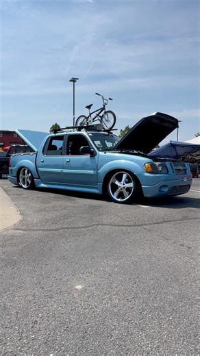 Clean Ford Explorer Sport Trac at Tuckin in the Valley #sickslammedtrucks #baggedtrucks #tuckininthevalley | SICK Slammed Trucks