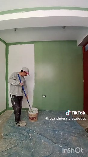 Pintado de habitación desde cero. Día 5 Acabdo final. #creatorsrarchinsights #decoracion #tutorial #pintadodeinteriores #pintadomicuarto #empastado #decoration #home #navidad2024 #family #rocapinturayacabados