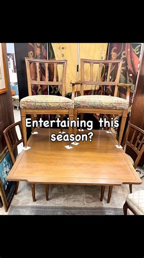 Holiday entertaining is upon us!!Looking for a change in your Dining Room? Come check out this beautiful Drexel 1968 Mahogany Drop Leaf Table (w/ 2 leafs) & 4 Matching Chairs! With both sides extended, it measures 67” long x 42” wide. It’s a PERFECT marriage of Traditional & Mid Century Modern! $749 Seen & Purchased at: Thoroughly Modern Mom Inside B&H Market in the Dan 100 Commerce St • Danville, VA Open Mon-Sat • 10-5 #nostalgicmoments #gentlyused #midcenturyfurniture #midcenturydiningtable #h