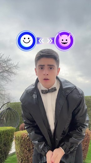 Dynamic Hand Gesture Performance with Animated Graphics