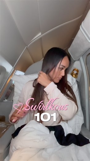 LEANNE KISTAN-DLAMINI on Instagram: "This is your sign to start using a swirlkous! From bob length and longer start swirling your hair. I saw a wig girlie on tik tok do it too, so my wig sisters try it too if you aren’t already. Like I said, I’m no hair expert but I have been doing this on mine and my girls hair for years. It’s a little tricky to do at first but practice makes perfect. Sorry I didn’t record taking it off. #LDBeauty #Haircare #StraightNatural #Swirlkous LDBeauty Haircare Straight