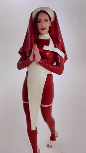 Valentine’s Day Celebration Ideas & Star Wars Baby Clothes | Abigail Thorn Latex