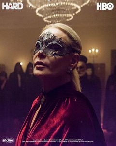 Dejaría que Carolina Ferraz fuera mi sugar mommy. ¿Y tú? Vive tus fantasías en el nuevo episodio de Hard. Hoy, en HBO. | HBO Latinoamérica