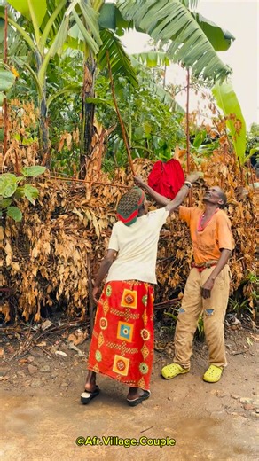 AFR.VILLAGE.COUPLE on Instagram: "Rwanyobeye by @satb_satura #channel #trending #viral #reels #reels"