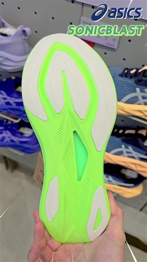 Asics SONICBLAST | Colour: Vital Green / Black, Lightweight and Bouncy Running Shoes