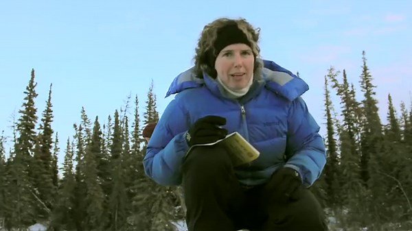 Methane-filled lake sets air above it ablaze