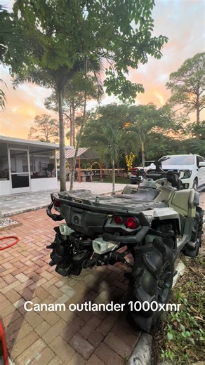 Canam Outlander 1000XMR: Mud Life Adventures