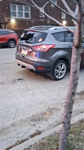 car full kids got shot up over here on 67th and Minerva when they were coming from home from school #ChicagoScanner