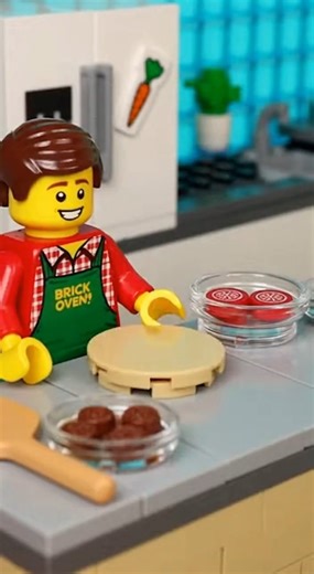 Pizza cooking. LEGO STOP MOTION ANIMATION