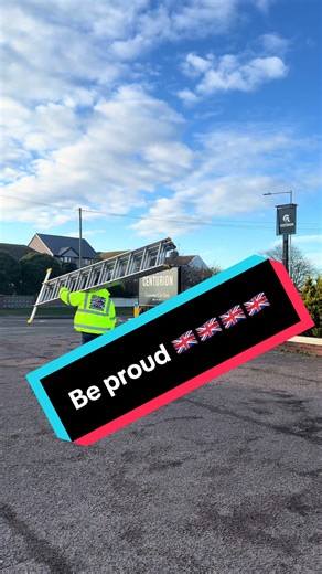 Flag Man and Flagger Charlie roll into Caister and head straight to the best pub in town — The Centurion 🍻🔥 The poles are up. The flags are flying. And they’re flying with pride 🇬🇧 All four nations waving proudly alongside the Union Jack — looking absolutely spot on 🙌 We did it for you. We did it for Caister. And we love you 🇬🇧❤️ Check out the flags — this is what community pride looks like 👊 #Caister #FlagMan #FlaggerCharlie #FlagsFlying #UnionJack 🇬🇧🔥