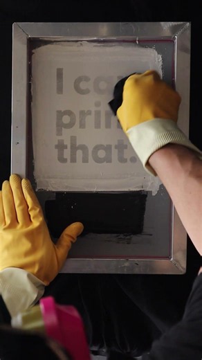 How to Clean a Screen using Sticker Vinyl! #screenprinting #screenprint #cricutcrafts
