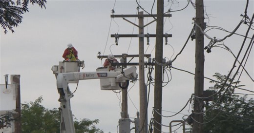 Xcel Energy preparing for hurricane-strength winds; doesn't plan to shut off entire sections of grid