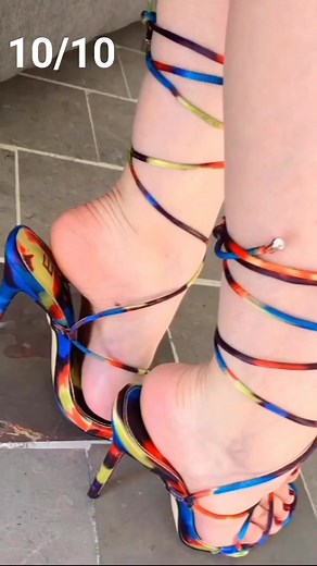 89K views · 2K reactions | this Lady heels  game is on point #highheelsandals #heelsoftheday #shoesoftheday #highheels #fashion #style #stripperheels #prettytoesonly #prettytoeswag #flexchallenge #sexy #heels | Heels Game 101 | Facebook