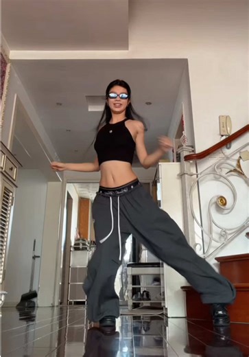 Dance Like Jennie: K-pop Inspired Moves