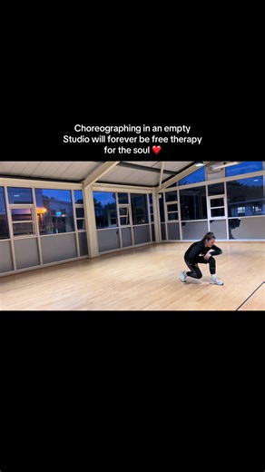 There’s something about choreographing in an empty studio that just heals your soul ❤️ #dancetok #danceteacher #therapy #choreographing