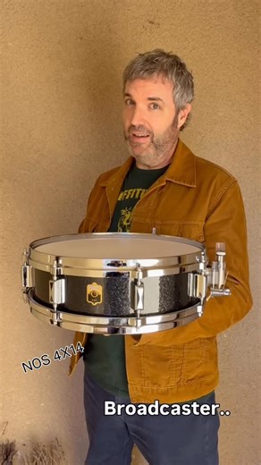 Hazelshould Drums and Cymbals on Instagram: "A wildly underrated American made drum that’s NOS Factory perfect, unplayed and comes in the Original Leedy Box. It just celebrated its 23rd birthday and looks as clean as it did the day OUTKAST’s “Hey Ya” debuted. Built at the Gretsch Ridgeland, S.C. Factory, Gretsch re-issued a handful of these Leedy snares (with Tre Cool the flagship endorser) Unfortunately as so often is the case in this industry, these rare USA beauties fell down the marketing cr