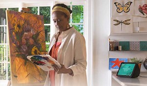 Amazon Care Hub: ayuda a cuidar a sus familiares mayores a distancia - Alta Densidad