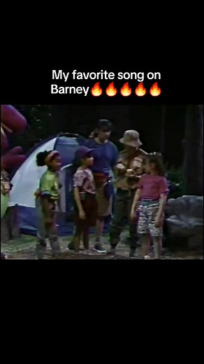 I had a lot of barney vhs tapes growing up. This song was played on many episodes including this one 🩷 I love a lot of barney songs but this one is my absolute favorite. I'm 26 and it still plays in my head #lates90s #early2000s #early2000snostalgia #barney #kookaburrasong