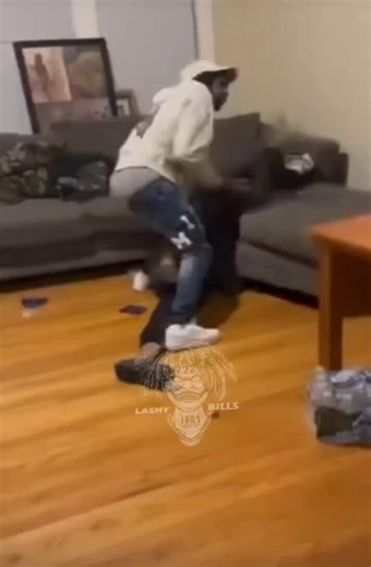 Chicago man gets mad his girlfriend spend time with her friend instead of him on her birthday......