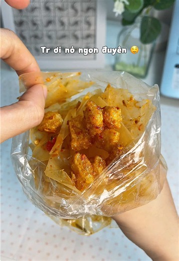 Bánh tráng phơi sương sốt tắc: review ăn ngon, mười mấy cành