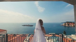 Charming Blond Bride Long Bridal Veil : vidéo de stock (100 % libre de droit) 14961388 | Shutterstock