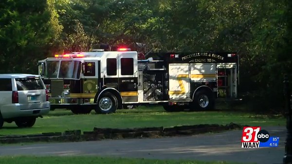UPDATE: 1 dead after 18-wheeler crash off I-65 in Morgan County