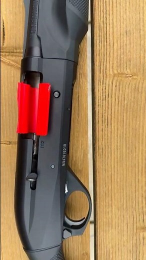 Benelli M2 Black: When it speaks, clays explode #BenelliM2Black #SportingClays #ClayPigeonShooting