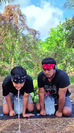 menghabiskan air kelapa satu galon part3