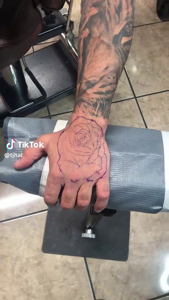 Rose hand tattoo #rose #hand #handtattoo #tattoo #tattoos