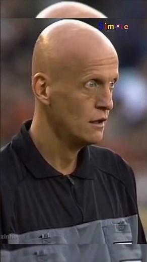 The best referee in football history 😯