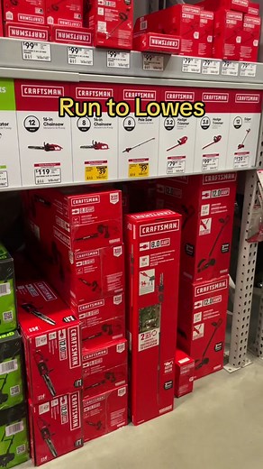 Lots of summer and garden clearance going on at Lowes right now 🔥 Check your stores to see what clearance finds you can find 😁 #theclearancerunner #clearance #clearancefinds #lowes #lowesclearance #summerclearance #gardenclearance