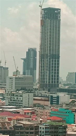 ลูกค้าบอกว่ามาถ่ายวิวหรือมาทำงานค่ะ