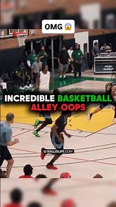 INCREDIBLE ALLEY OOPS 😱 #basketball #viral #shorts