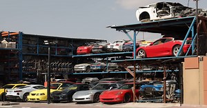 Dubaï cache des supercars abandonnées par centaines !