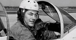 Legendary pilot Chuck Yeager, first to break sound barrier, dies at 97