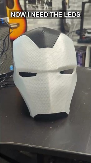 This Iron Man Helmet Is 100% 3D Printed (Blue or Red?)