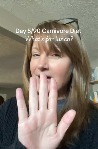 Day 5/90 Carnivore Diet- eggs, bacon and turkey sausage 😋 So happy to see results in my inflammation so quickly! My future self banks me! #c#carnivorelifestylec#carnivorewomeni#inflammationhealingw#whatsforlunch