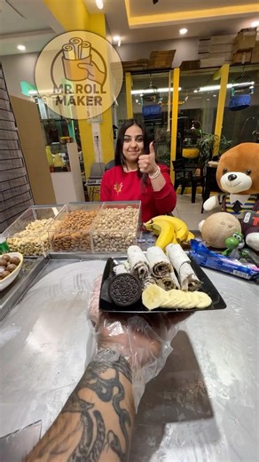 Simple But So Good#shorts#satisfying#satisfyingfood#icecream#rolledicecream#foodshorts#asmrfood