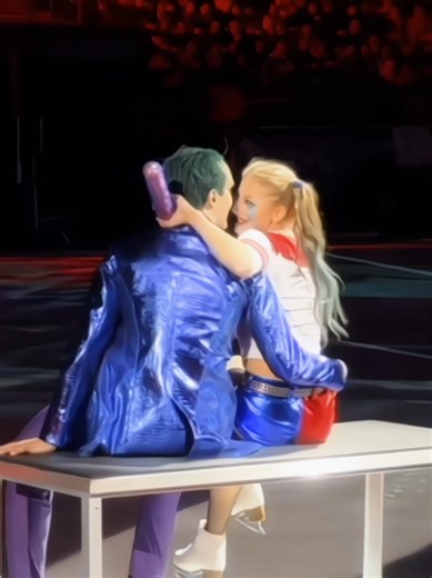 Incredible Ice Skating Couple Performance