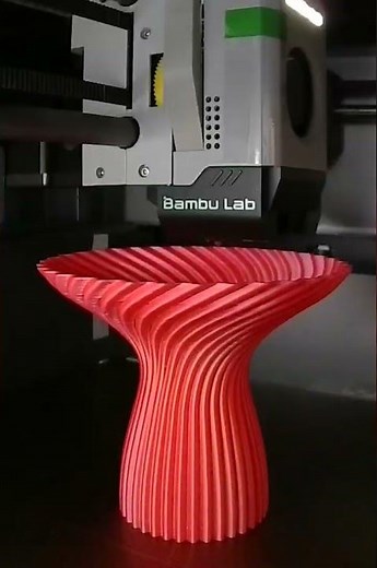 Turning a Sketch into a Lamp You Can Hold