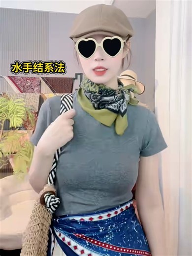 Why Is Everyone Tying Their Silk Scarf Like This? #fashion #accessories #ootd #chicstyle #styletips
