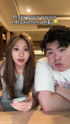 Prank Reaksi Pacar Bacain Komentar Benci