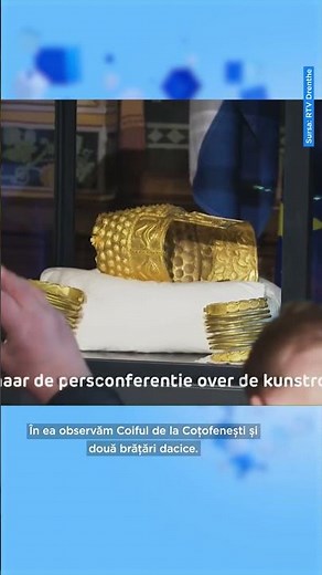Coiful de la Coțofenești și două dintre brățările dacice au fost găsite și expuse în vitrină