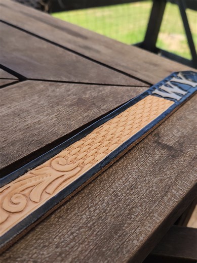 yeh he did 💪 @~🃏WillYeo🃏~ #leathercraft #tooling #viral #sickdawg