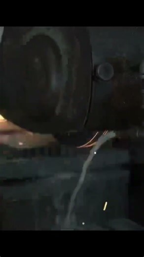 What makes a chain stay strong for thousands of hours?