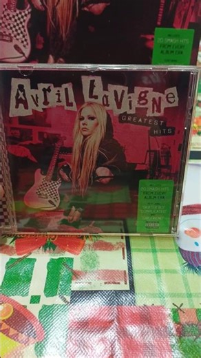 Avril Lavigne - Greatest Hits - Cd 2025 #avrillavigne #greatesthits #cd #2025