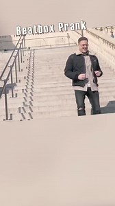 Street Beatbox Prank!🤣🤣🤣 #prank #scare #scared #funnytiktok #funny #fyp #scareprank #funnyvideos #learnontiktok #beatbox #beatboxprank | Funny Pranks