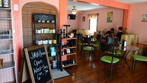 Coffee and cake: Java House opens on Chincoteague Island